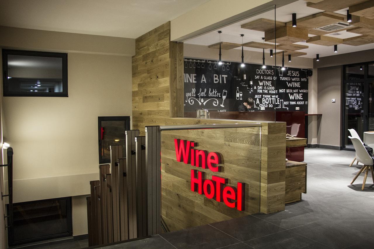 Wine Hotel คีชีเนา ภายนอก รูปภาพ