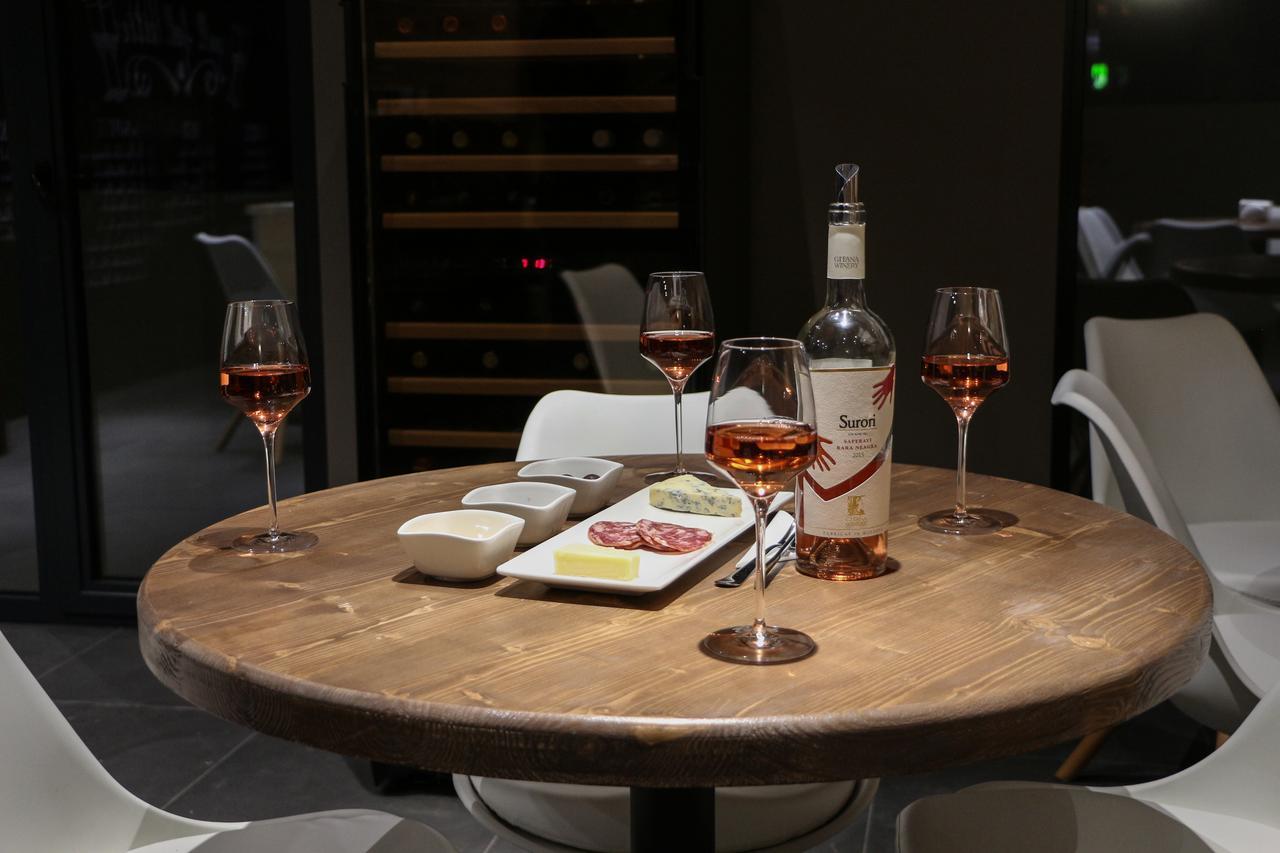 Wine Hotel คีชีเนา ภายนอก รูปภาพ