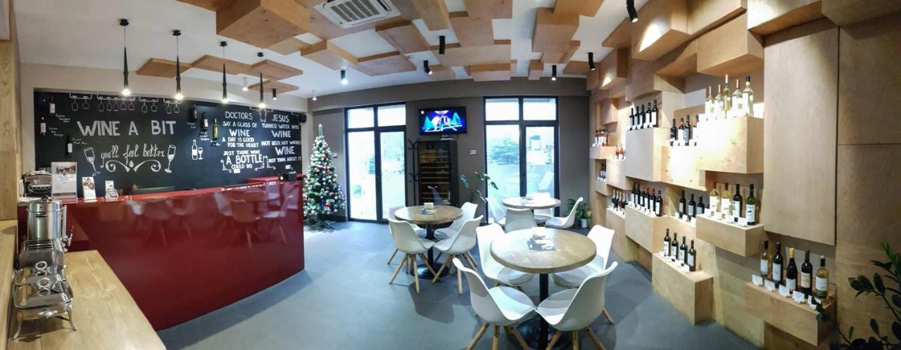 Wine Hotel คีชีเนา ภายนอก รูปภาพ
