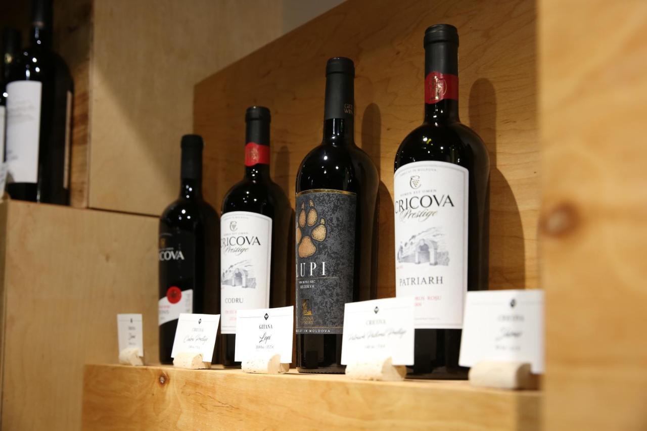 Wine Hotel คีชีเนา ภายนอก รูปภาพ