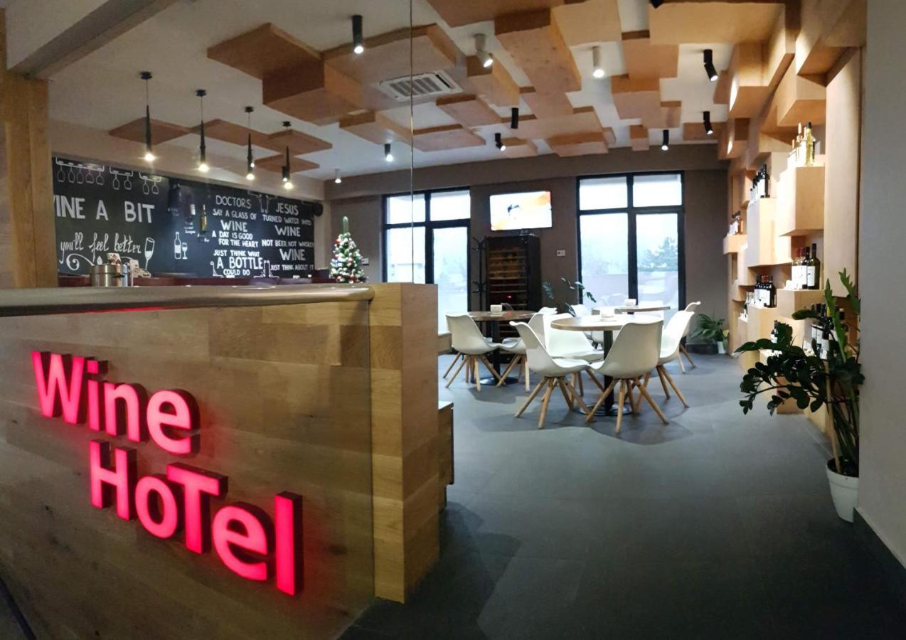 Wine Hotel คีชีเนา ภายนอก รูปภาพ